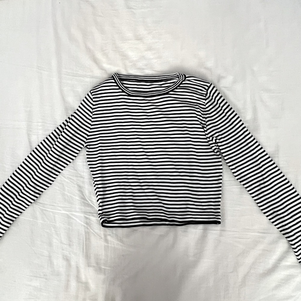 Cropped top with stripes